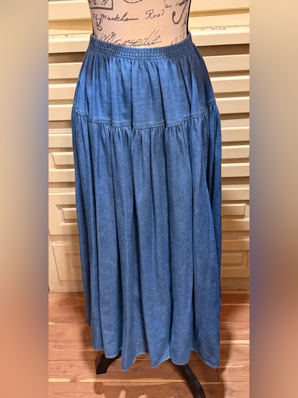 VTG 80s Stampede Tiered Denim Maxi Skirt Drop Waist Prairie